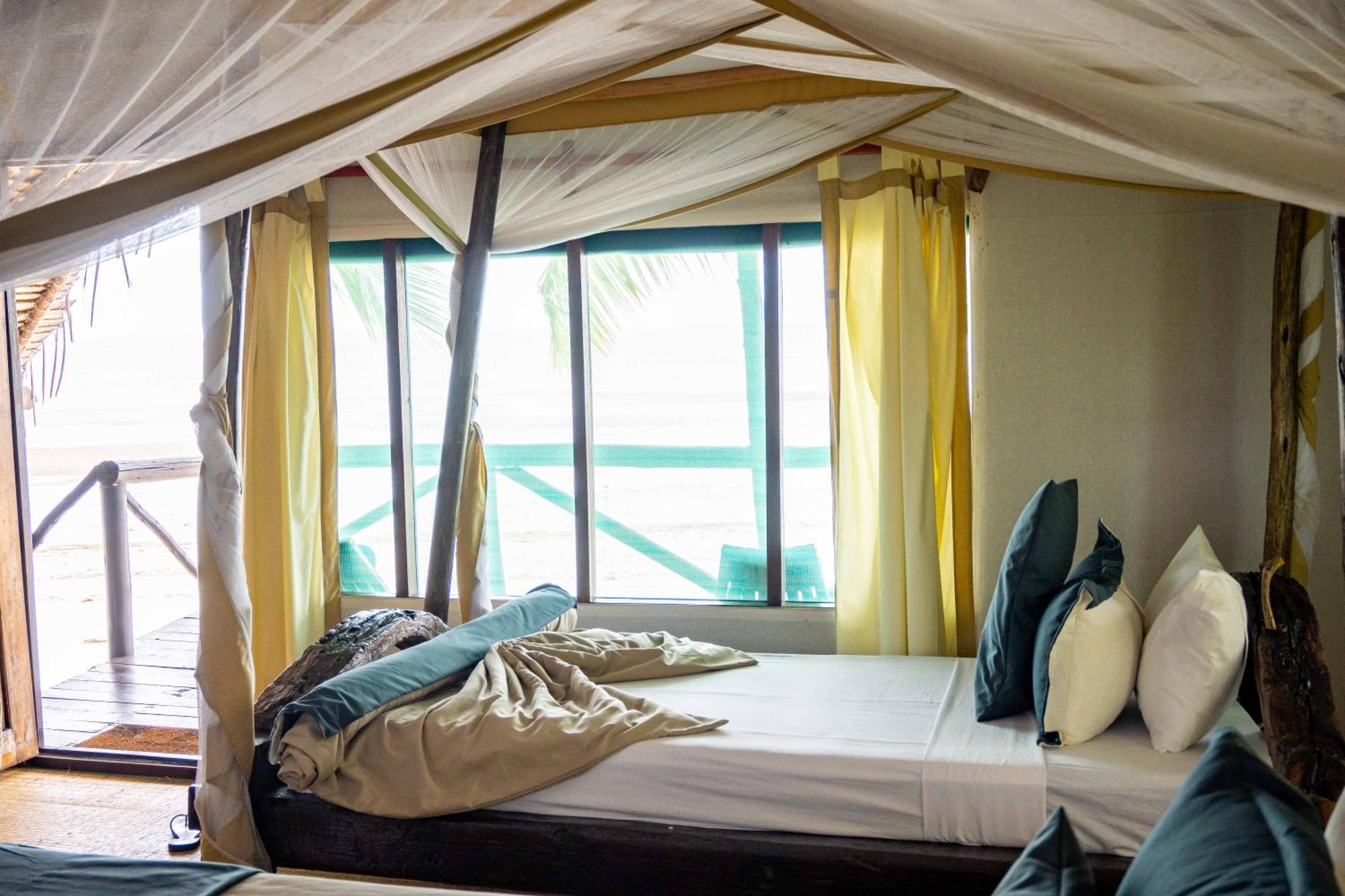 Simply Saadani Camp, A Tent With A View Safaris Mkwaja المظهر الخارجي الصورة